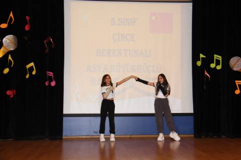Genç Yeteneklerin Performansları Beğeniyle İzlendi  