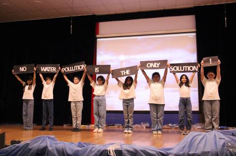 İlkokul–Ortaokul Öğrencilerimiz Dünyaca Ünlü Müzikal ve Tiyatro Oyunlarını Sergilediler 