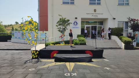   Öğrencilerimiz Dünya Dillerinde Yeteneklerini Sergilediler 