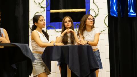 Öğrencilerimiz Dünyaca Ünlü “Mamma Mia!" Müzikalini Sahneledi 