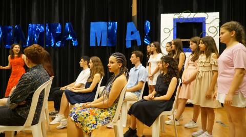 Öğrencilerimiz Dünyaca Ünlü “Mamma Mia!" Müzikalini Sahneledi 