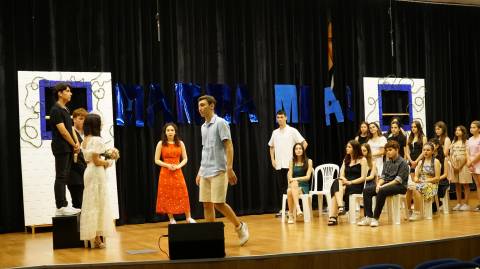 Öğrencilerimiz Dünyaca Ünlü “Mamma Mia!" Müzikalini Sahneledi 