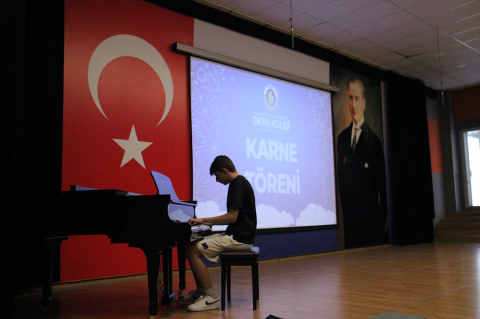 Öğrencilerimizin Karne Sevincini Paylaştık 