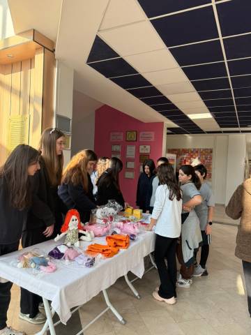 Öğrencilerimizden LÖSEV İncileri Projesine Anlamlı Destek 