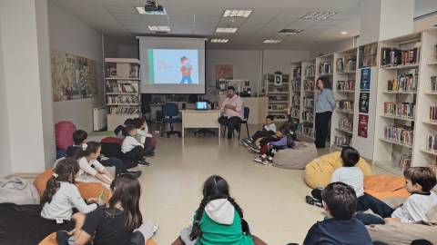 Yazarlarla Buluşma: Öğrencilerimiz İlham Veren Söyleşilerde 